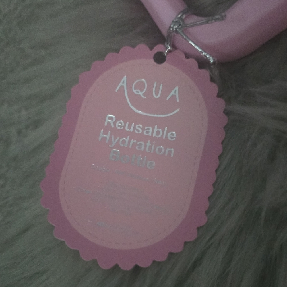 Aqua Tumbler with Strawberry and Bow Design - Picture 5 of 5